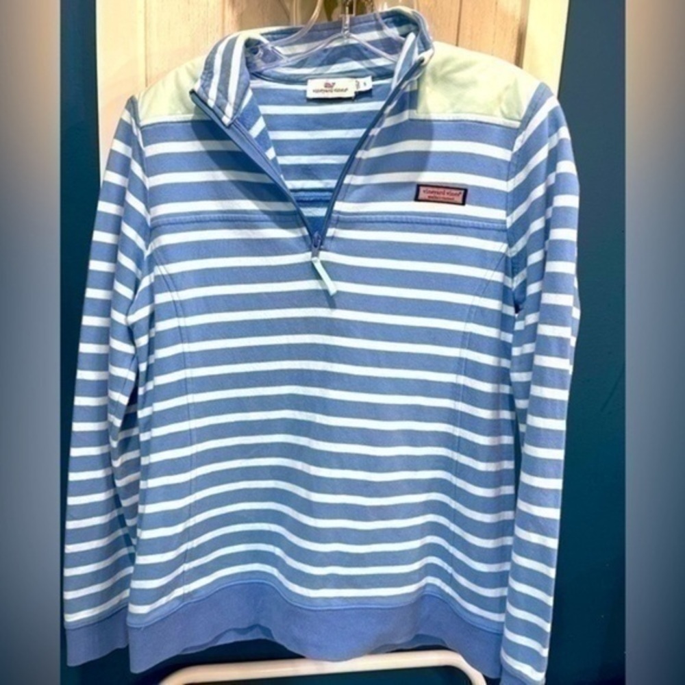 Vineyard Vines Sweatshirt men’s size S